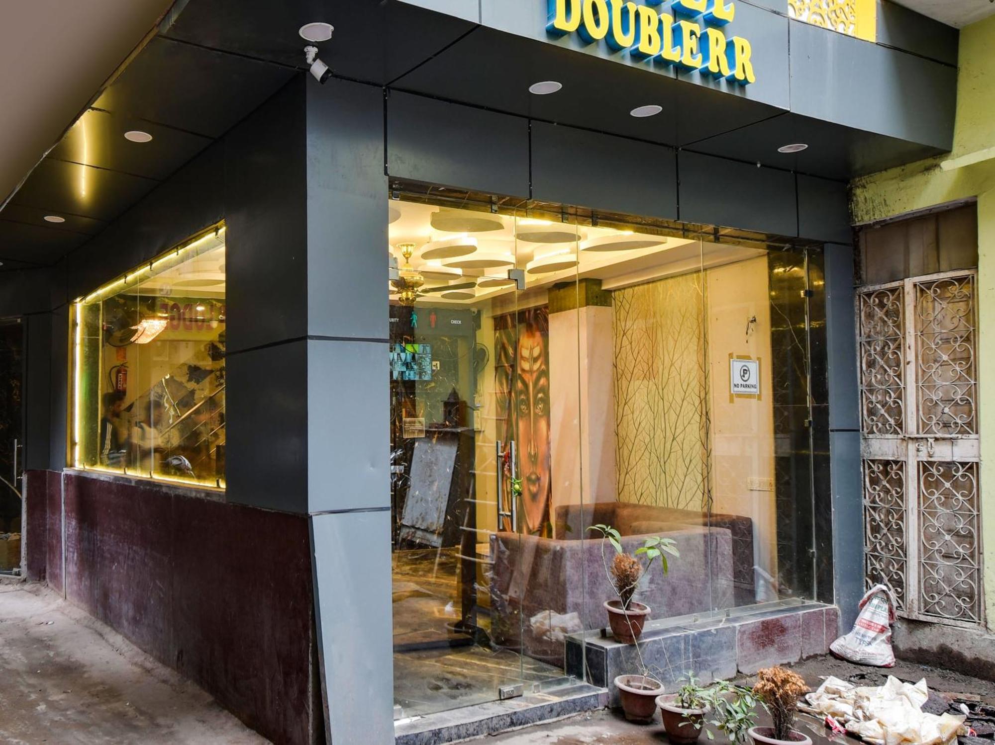 Hotel O Double Rr New Delhi Exteriör bild